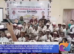 Meki Nawipa dan Deinas Geley Tuai Apresiasi, Pendidikan Gratis Dinilai Selamatkan Generasi Papua Tengah