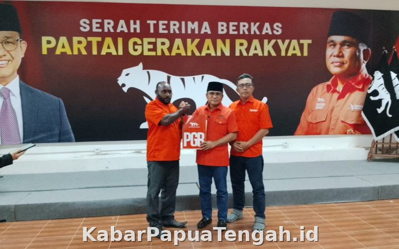 Ketua DPW Papua Tengah Serahkan Dokumen Asli, DPP Daftarkan ke Kementerian HAM